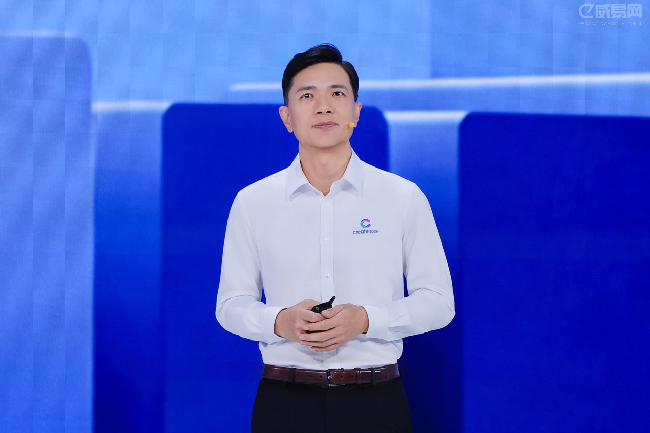 慧播星升级为百度一镜,李彦宏:数字人就是“看得见”的智能体